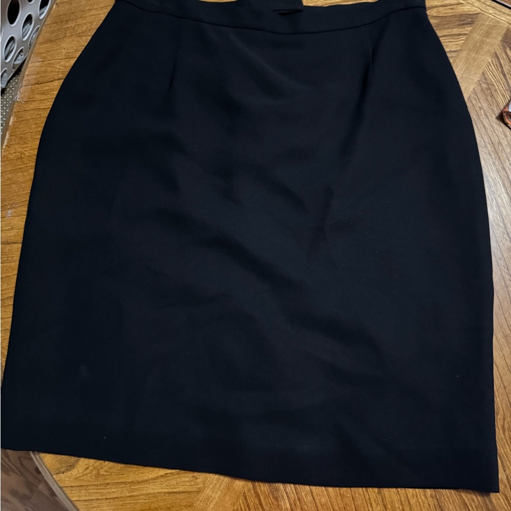 Casual Corner Black Pencil Skirt